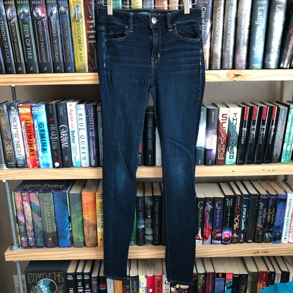 American Eagle Outfitters Denim - American Eagle Dark Wash Skinny Jeggings Size 4